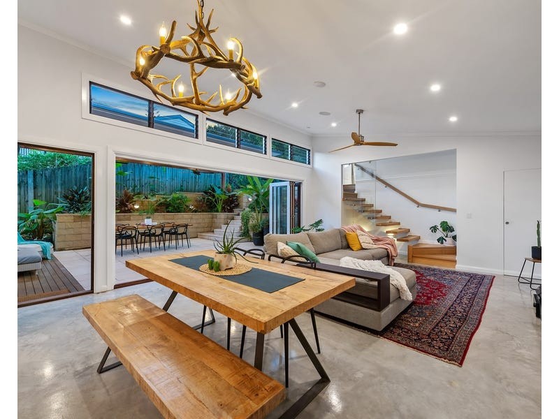 35 Barwood Street, Newmarket QLD 4051