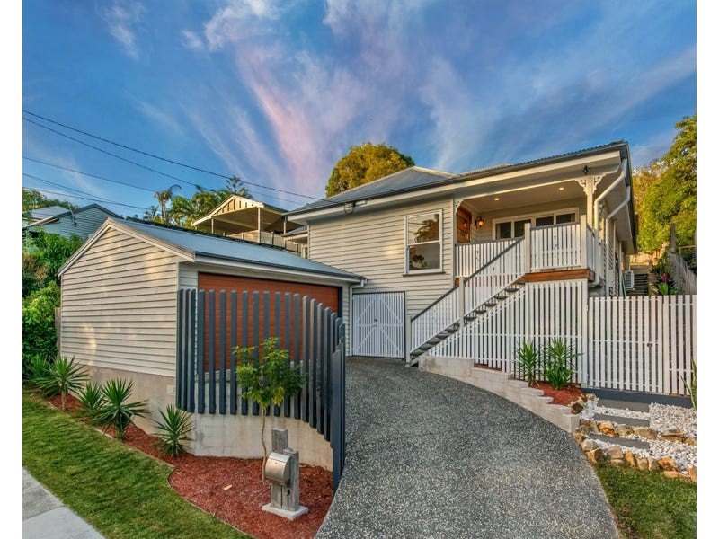 35 Barwood Street, Newmarket QLD 4051