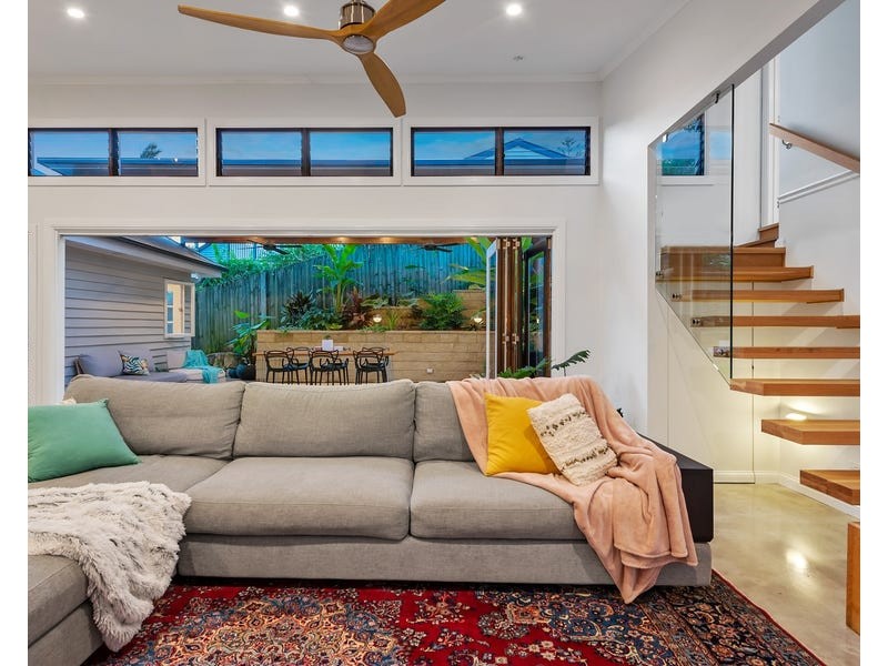 35 Barwood Street, Newmarket QLD 4051