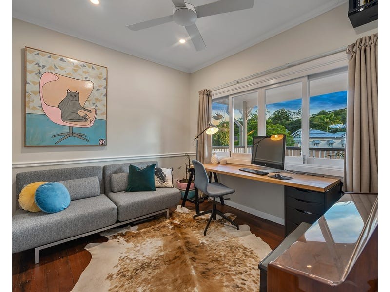 35 Barwood Street, Newmarket QLD 4051