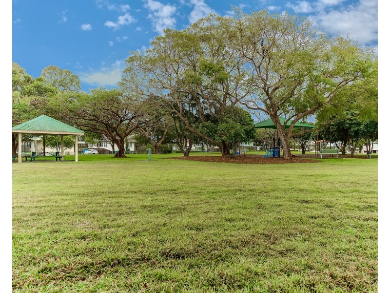 23 Fogarty Street, Stafford QLD 4053