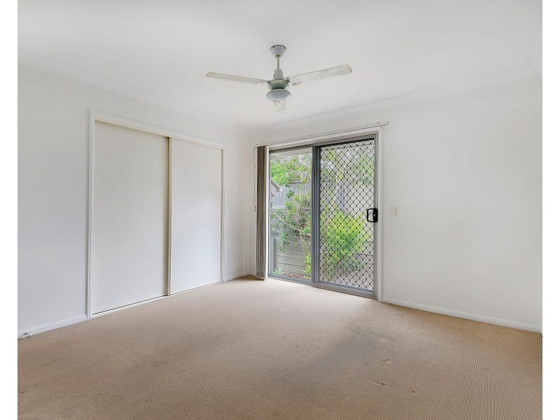 6 Freesia Close, Springfield Lakes QLD 4300