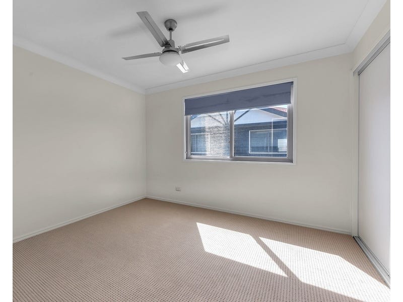 1/12 Silva Street, Ascot QLD 4007