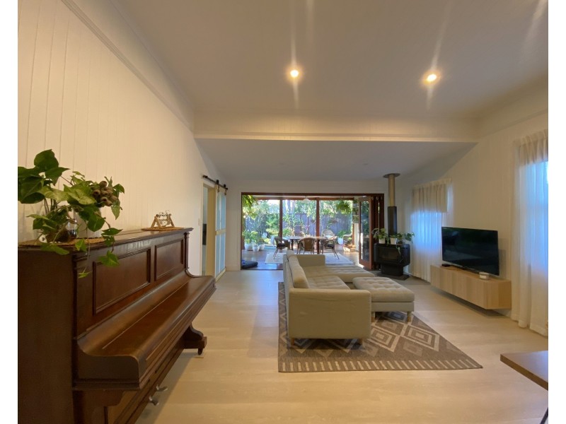 62 Bevington Street, Sandgate QLD 4017