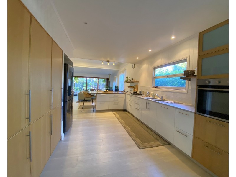 62 Bevington Street, Sandgate QLD 4017