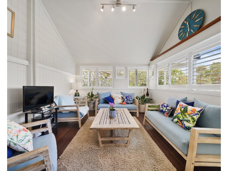 54 Ashgrove Crescent, Ashgrove QLD 4060