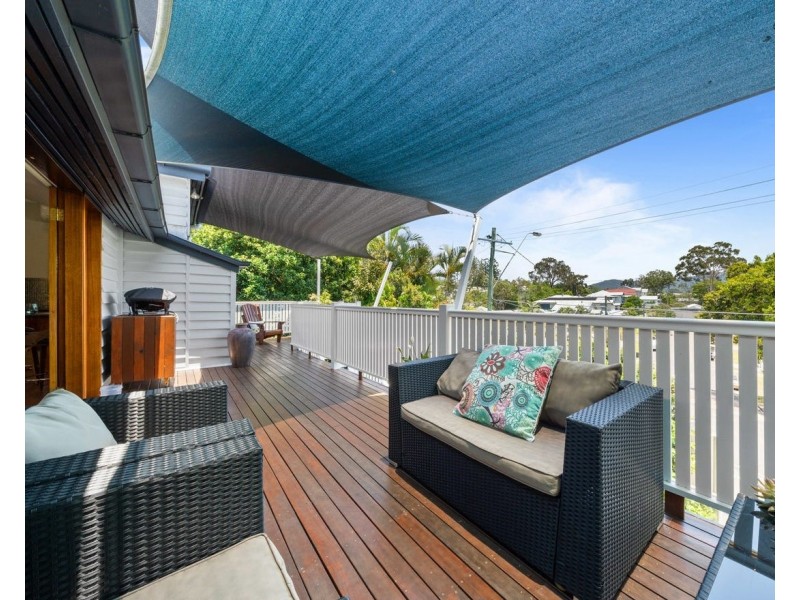 54 Ashgrove Crescent, Ashgrove QLD 4060