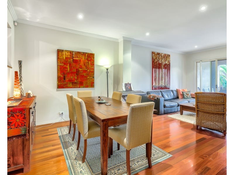 2/11 Indooroopilly Road, Taringa QLD 4068