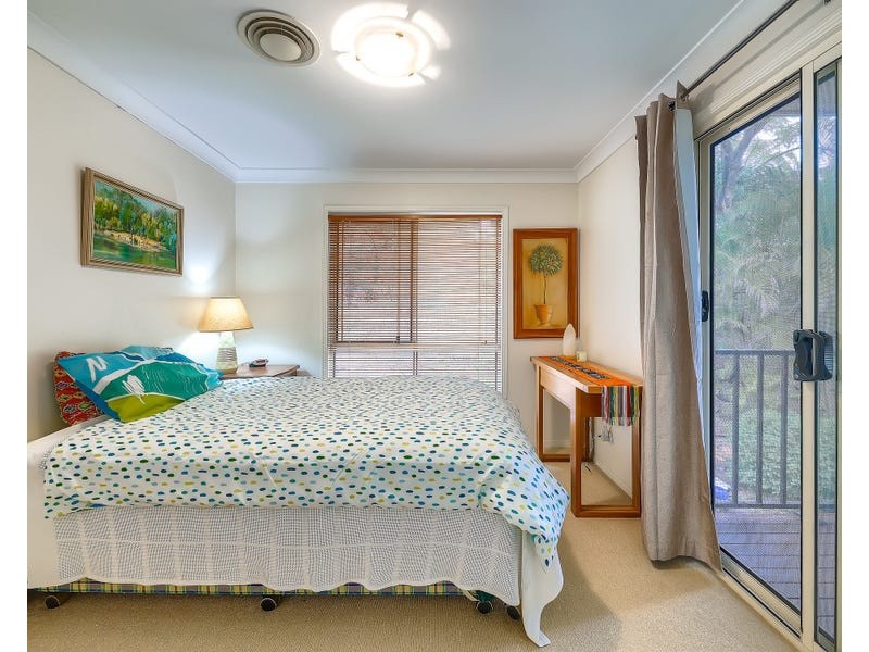 2/11 Indooroopilly Road, Taringa QLD 4068