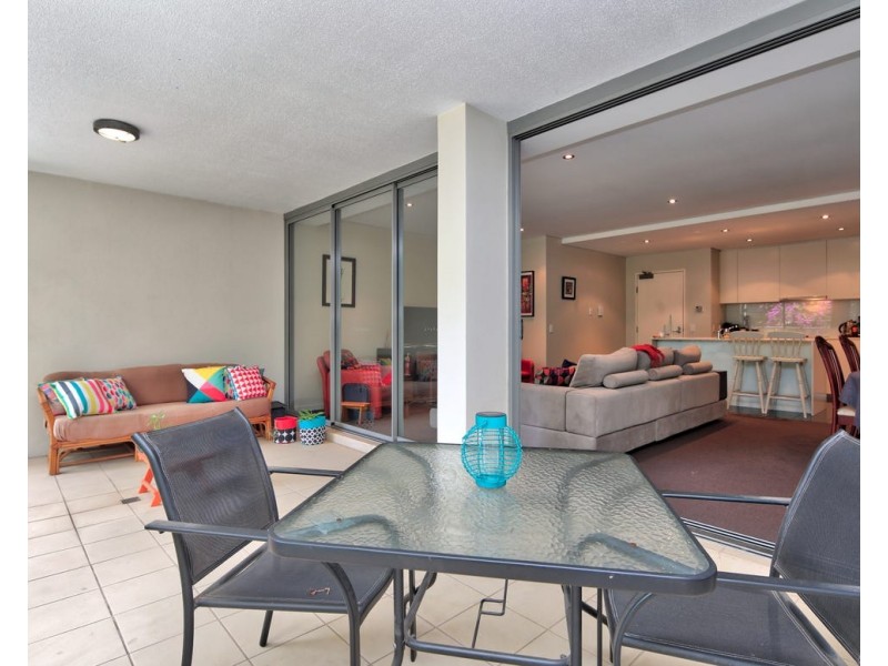 301/18 Paradise Street, Highgate Hill QLD 4101