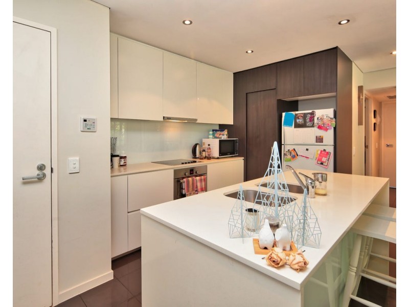 301/18 Paradise Street, Highgate Hill QLD 4101