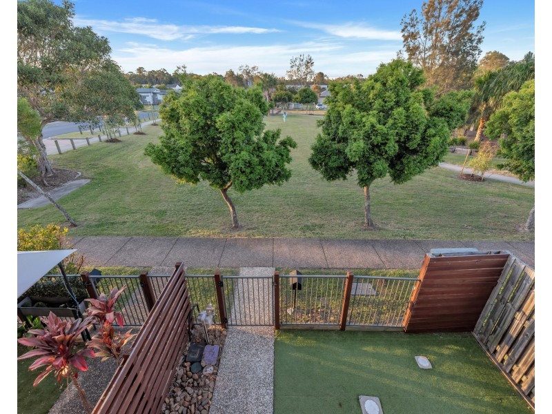 4/2 Bunya Lane, Fitzgibbon QLD 4018