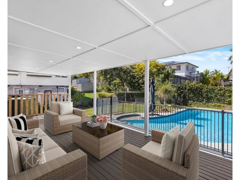 23 Ferny Way, Ferny Hills QLD 4055