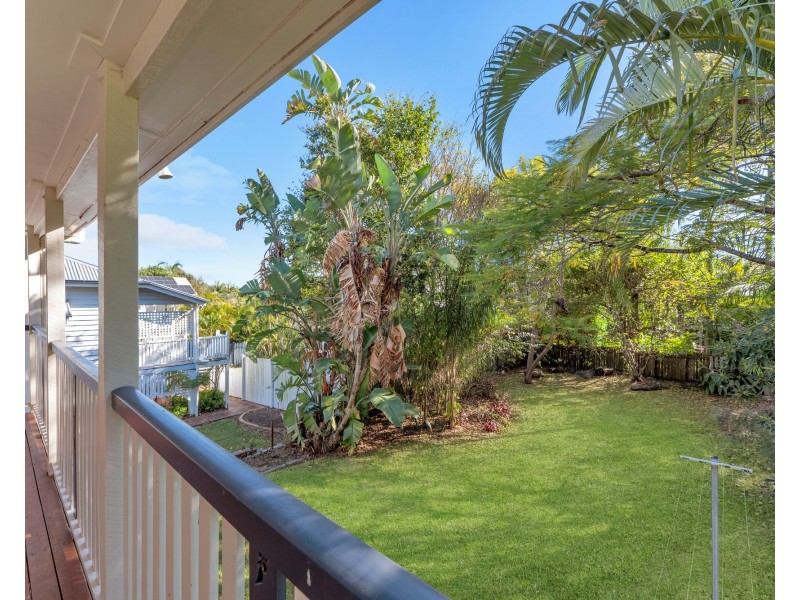 19 Sellheim Street, Grange QLD 4051