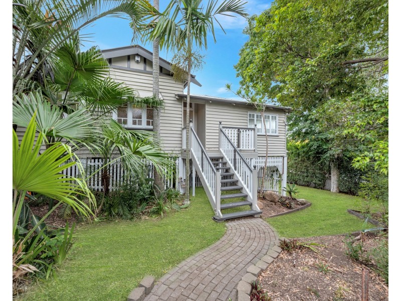 27 Dunsmore Street, Kelvin Grove QLD 4059