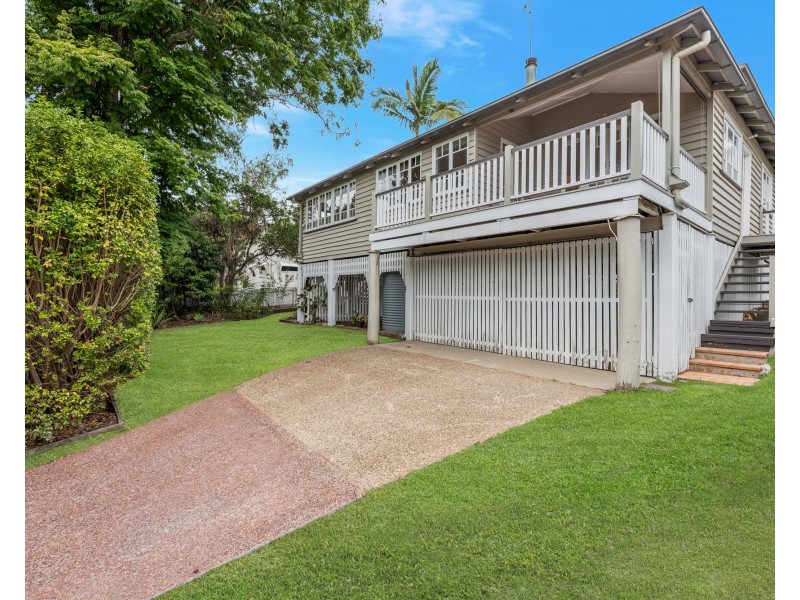 27 Dunsmore Street, Kelvin Grove QLD 4059