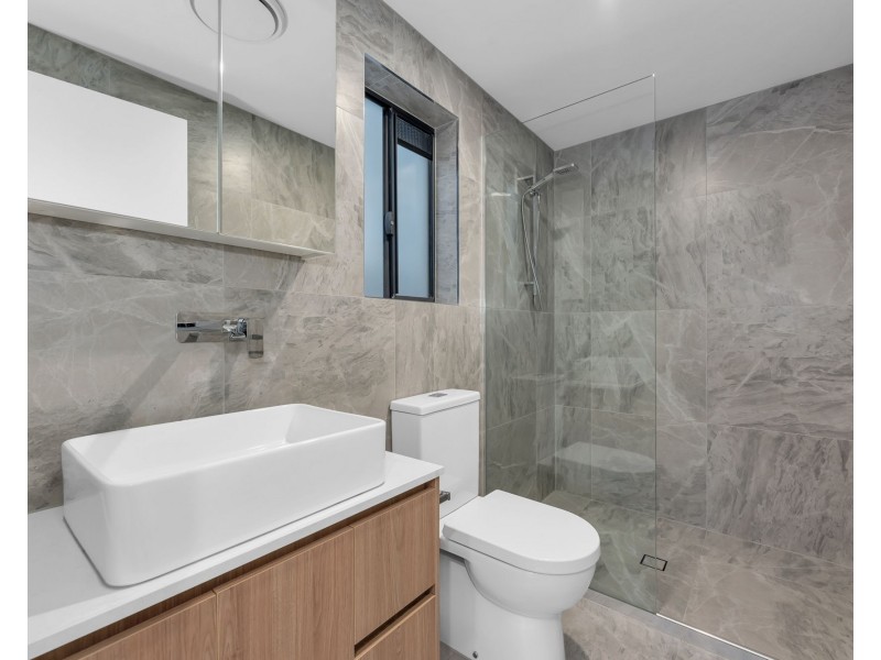 1/99 Eliza Lane, Wavell Heights QLD 4012