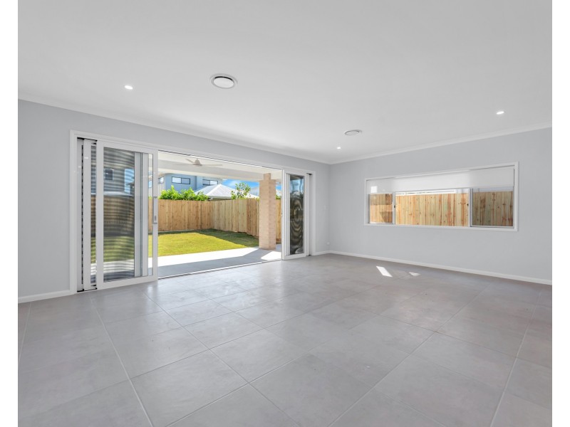 53 Ryder Street, Wynnum QLD 4178