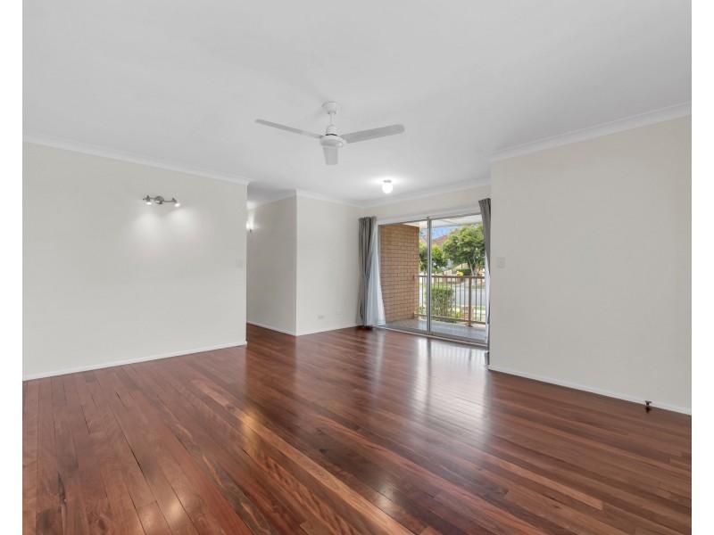 1/38 Victor Street, Holland Park QLD 4121