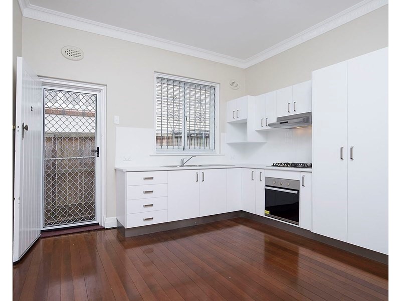 2/34 Llewellyn Street, New Farm QLD 4005