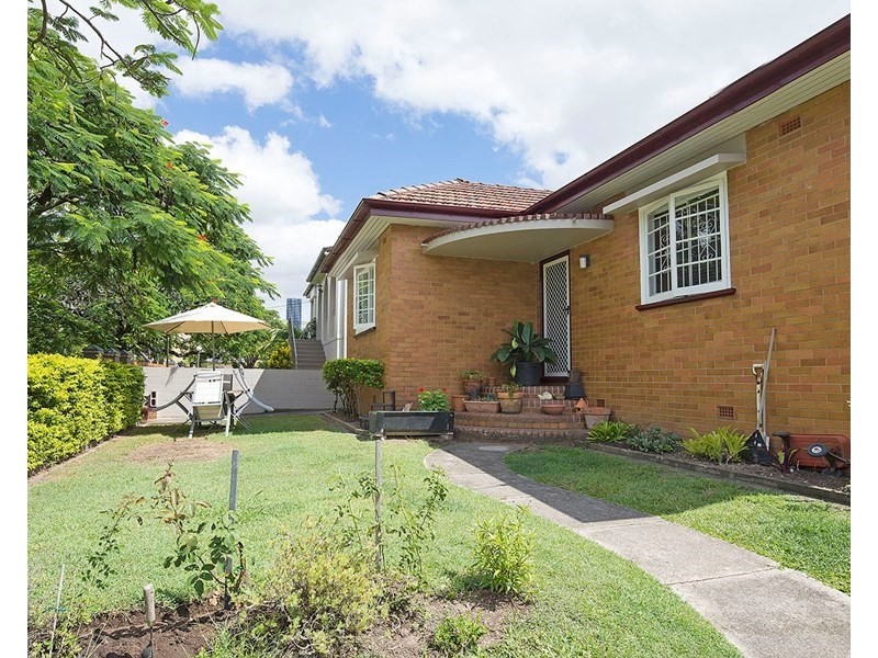 2/34 Llewellyn Street, New Farm QLD 4005