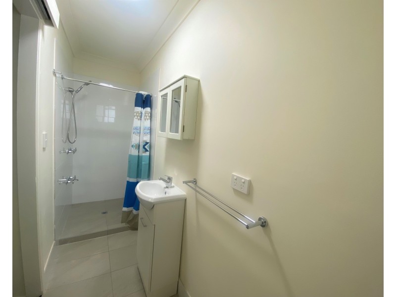 4/38 Victor Street, Holland Park QLD 4121