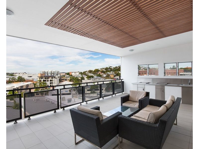 212/19 Masters Street, Newstead QLD 4006