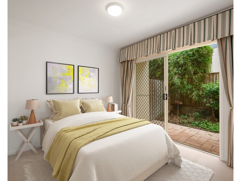 1/120 Carmody Road, St Lucia QLD 4067