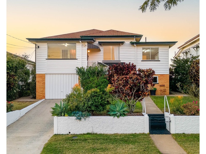 27 Goskar Avenue, Alderley QLD 4051