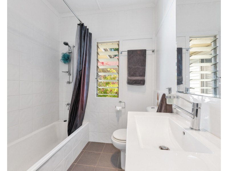 21 Pearse Street, Keperra QLD 4054