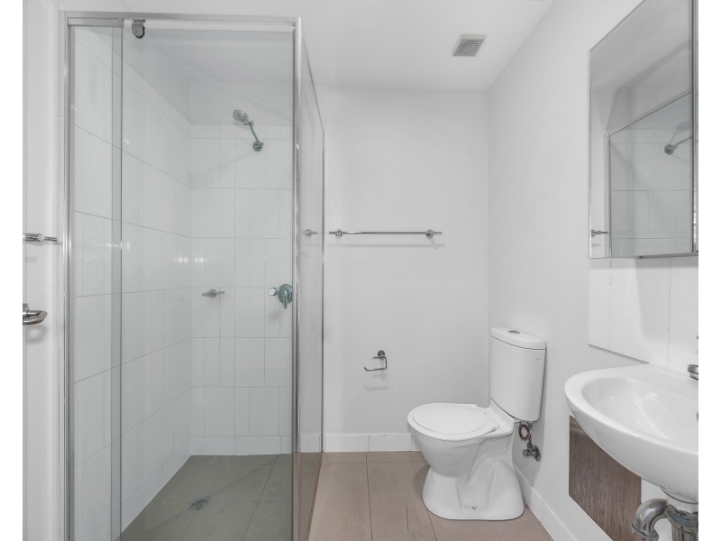 215/19 Masters Street, Newstead QLD 4006