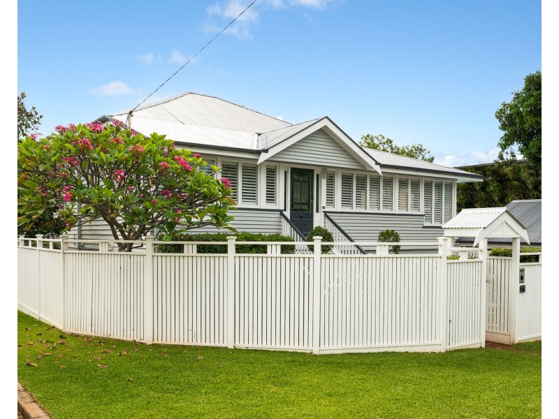 27 Denham Street, Clayfield QLD 4011