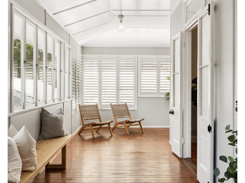 27 Denham Street, Clayfield QLD 4011