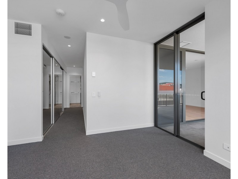 205/24-30 Austin Street, Newstead QLD 4006