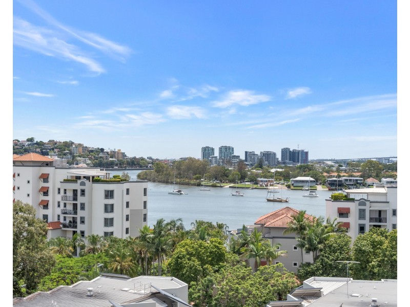 205/24-30 Austin Street, Newstead QLD 4006