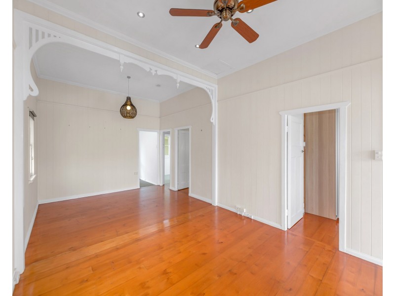 11 Julia Street, Wavell Heights QLD 4012