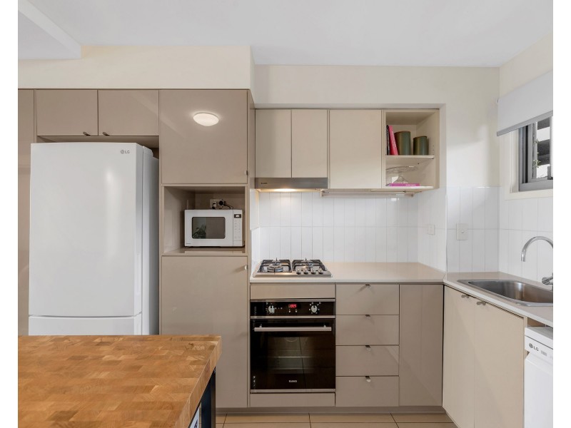 708/8 Hurworth Street, Bowen Hills QLD 4006