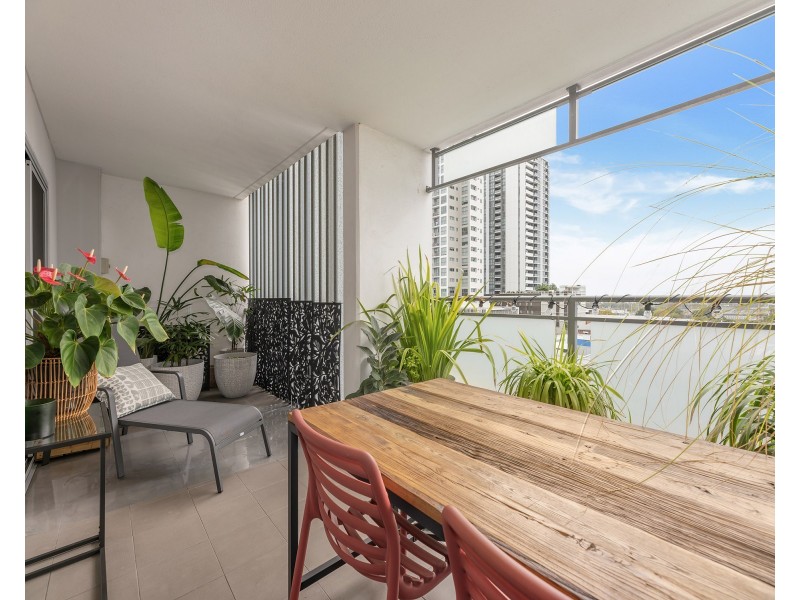 708/8 Hurworth Street, Bowen Hills QLD 4006