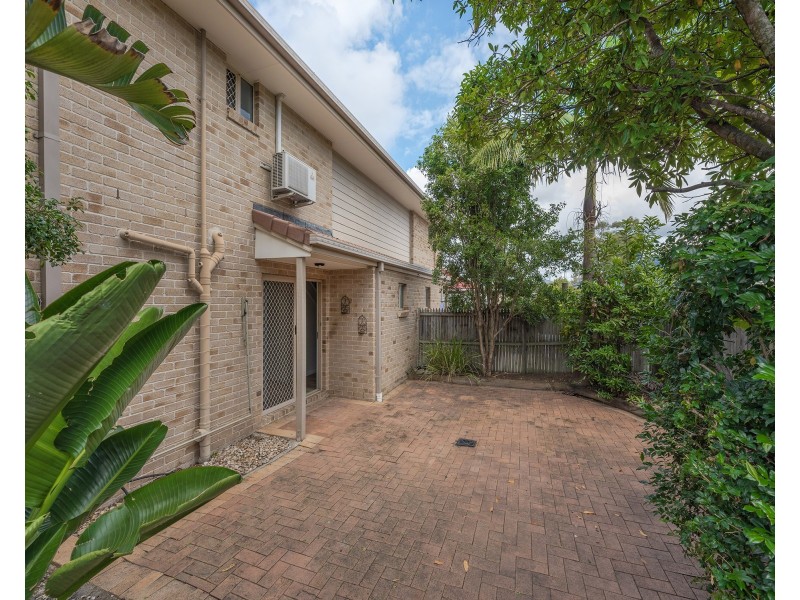 3/4 Harry Street, Zillmere QLD 4034