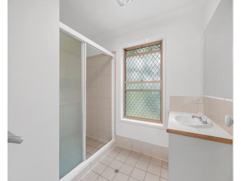 3/4 Harry Street, Zillmere QLD 4034