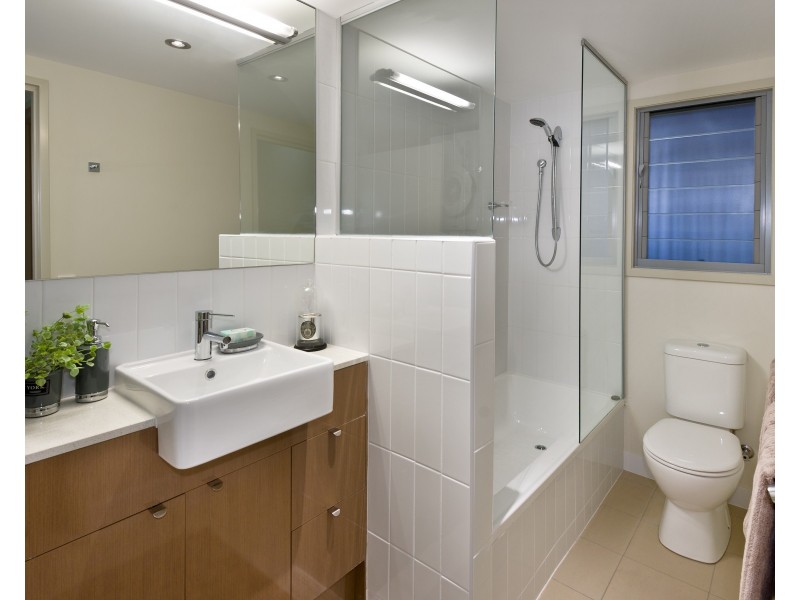 614/8 Hurworth Street, Bowen Hills QLD 4006