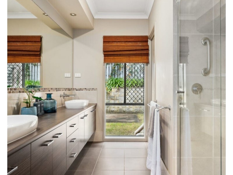 71 Woolshed Street, Ferny Hills QLD 4055