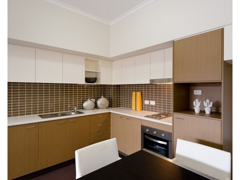 1305/67 Linton Street, Kangaroo Point QLD 4169