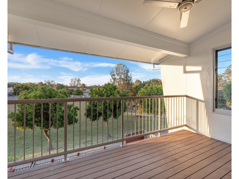 4/2 Bunya Lane (AKA 4/1 Daintree Parkway), Fitzgibbon QLD 4018