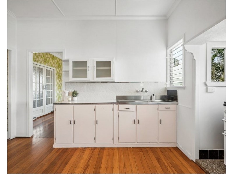 27 Goskar Avenue, Alderley QLD 4051