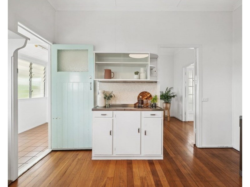 27 Goskar Avenue, Alderley QLD 4051