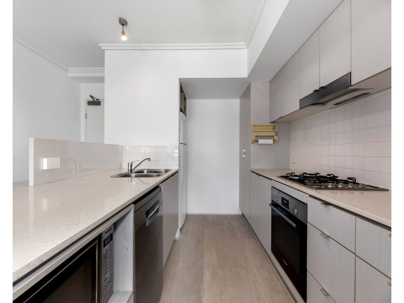 1034/18 Manning Street, Milton QLD 4064