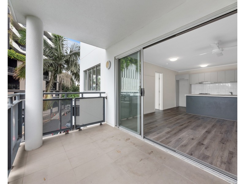 215/19 Masters Street, Newstead QLD 4006