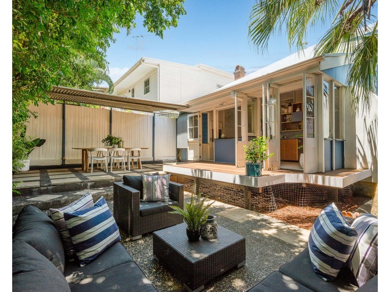 55 Isaac Street, Spring Hill QLD 4000