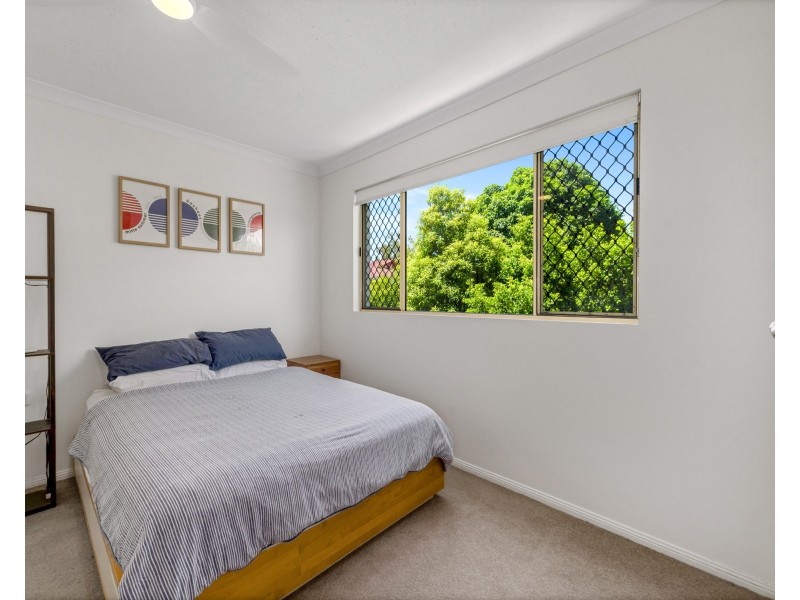 4/4 Pike Avenue, Taringa QLD 4068